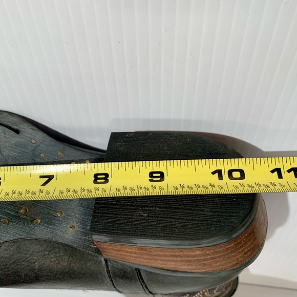 Ariat Western women Booties. - Picture 9 of 9